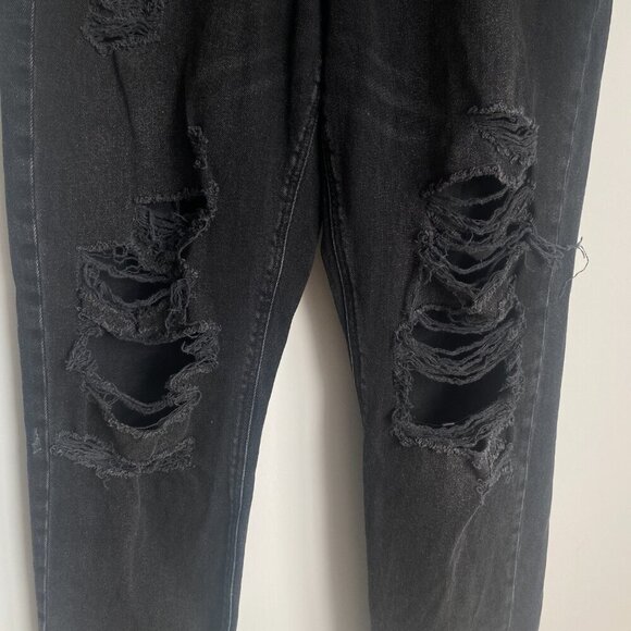 American Eagle Mom Jean High Rise Distressed Ripped Black Denim Ankle 10 R - Picture 2 of 8